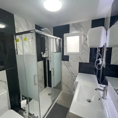 Апартаменти Piso Canteras/2 Bedroom+balcony+parking At Лас-Пальмас-де-Гран-Канарія