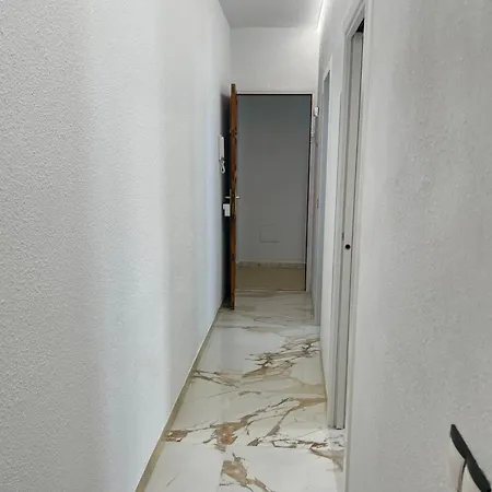 Piso Canteras/2 Bedroom+balcony+parking At * Лас-Пальмас-де-Гран-Канарія