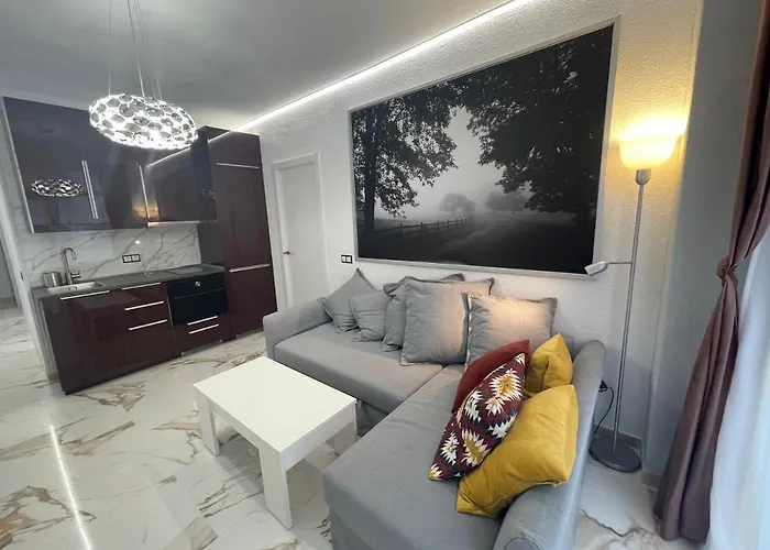 Piso Canteras/2 Bedroom+balcony+parking At アパート