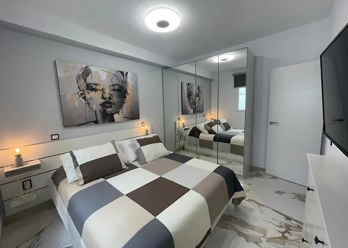 Piso Canteras/2 Bedroom+balcony+parking At アパート *